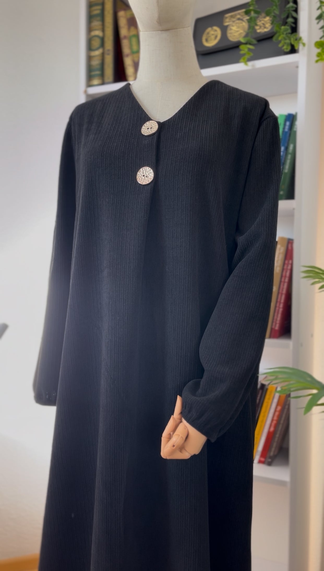 Abaya Yasmin Schwarz